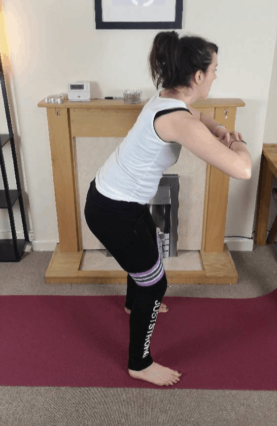 Glutes banded rear step